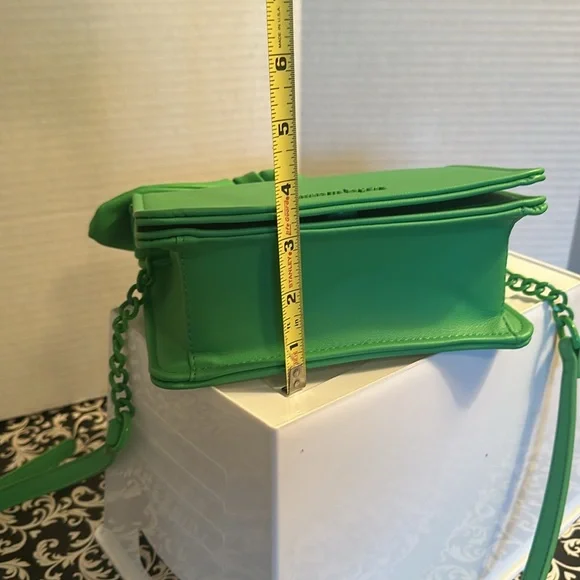 NWOT NANETTE LEPORE FLAP CROSSBODY BAG WITH A BOW 💚 luxury Fabulous Bow - Picture 16 of 16